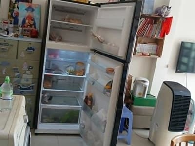 Hình ảnh bài viết: Thu Mua Tủ Lạnh Cũ Quận 7 Giá Cao – Có Mặt Nhanh, Kiểm Tra Tận Nhà