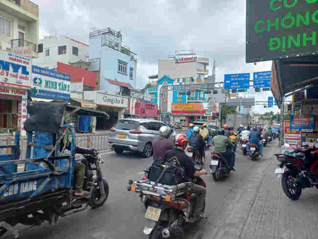 Ngã 4 đường Nguyễn Thái Sơn và Phan Văn Trị