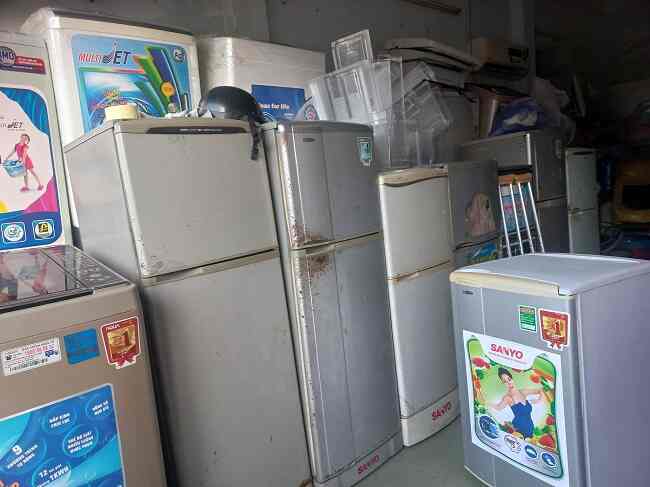 Mua tủ lạnh cũ quận 10 kho chứa hàng