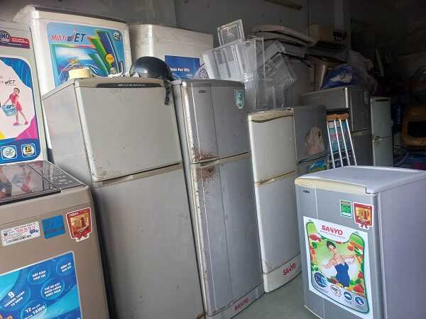Mua tủ lạnh cũ quận 12 giá cao