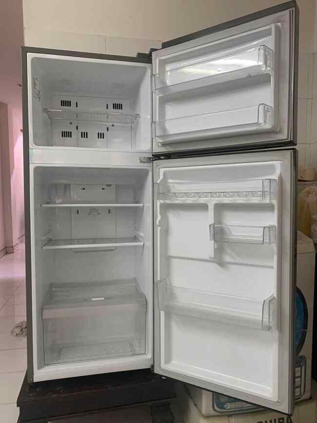 Tủ lạnh bán ra còn rất mới