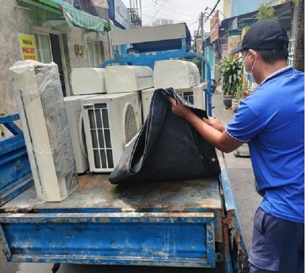 Có xe trung chuyển khi đi thu mua máy lạnh